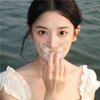面具鼓中人